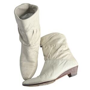 90s Frye Ivory Leather Distressed Slouch Ankle Boots 7.5B